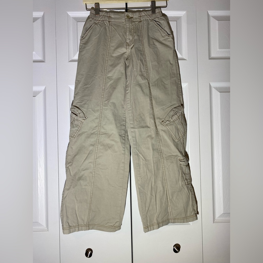 Garage Women's Beige Straight Leg Cargo Pants